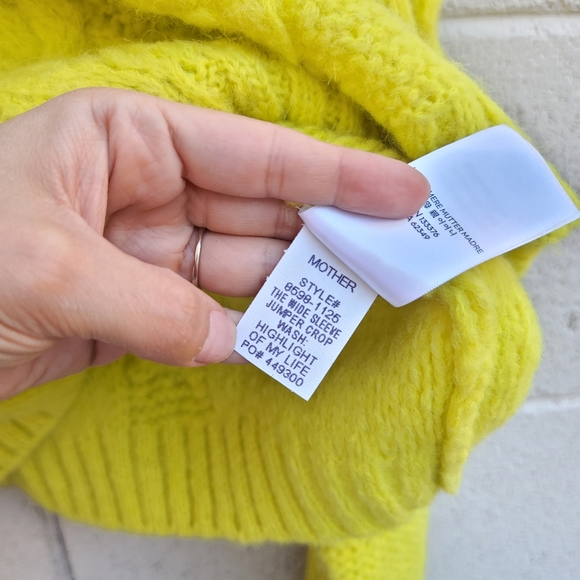 MOTHER | Wide Sleeve Extended Sleeve Crop Cable Sweater in Highlight of My Life - Picture 9 of 16